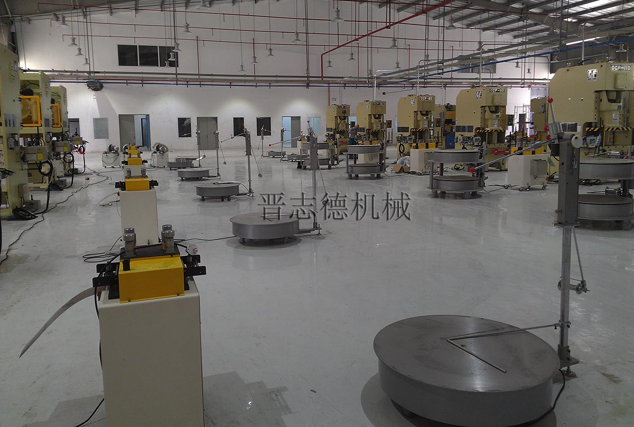 高速滾輪送料機安裝,高速滾輪送料機調試 平面電子送料機安裝,精密整平機調試