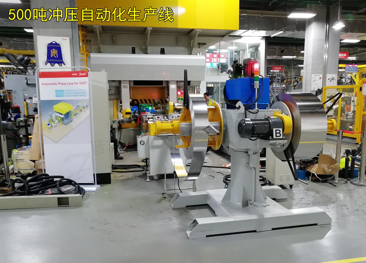 500噸沖壓自動(dòng)化生產(chǎn)線 500噸沖壓自動(dòng)化生產(chǎn)線