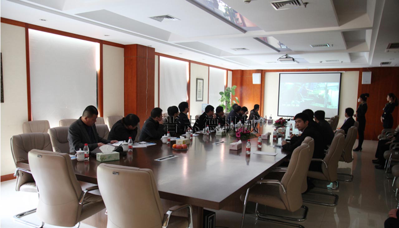 送料機(jī)客戶來(lái)訪考察