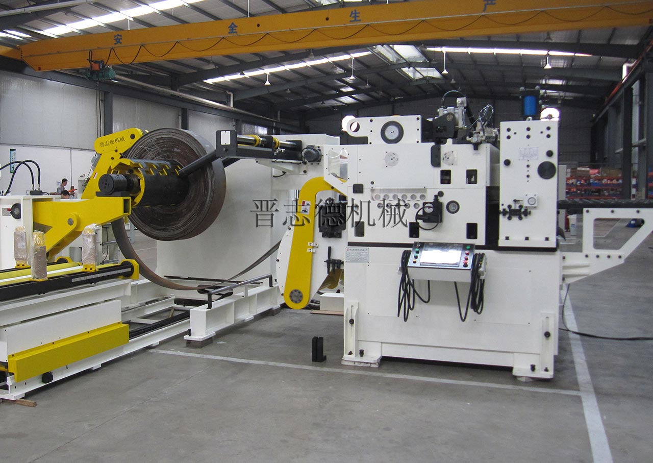 高張力三合一送料機 高張力三合一送料機