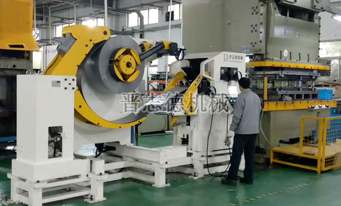 三合一送料機(jī)使用 三合一送料機(jī)使用