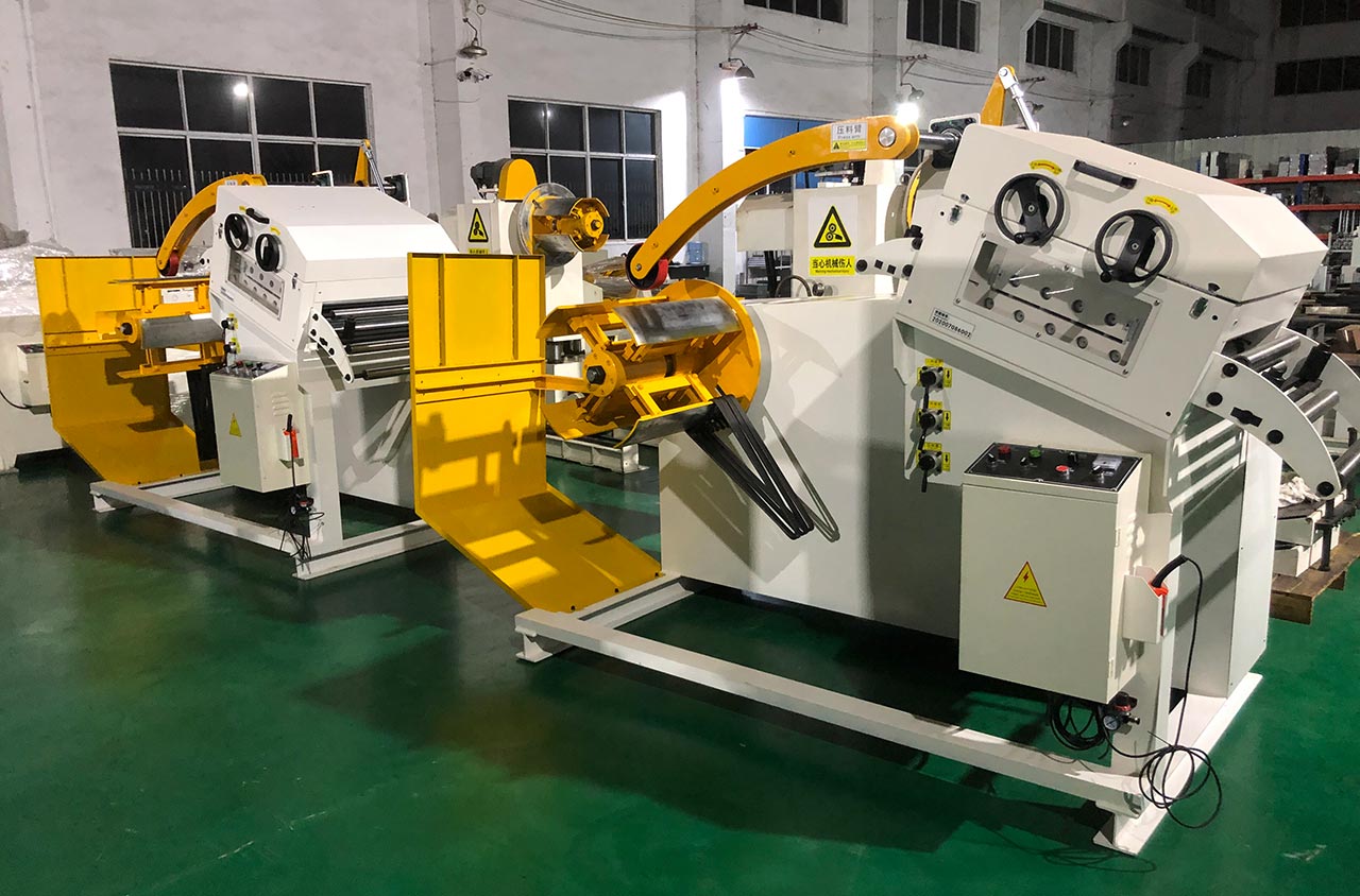 二合一料架兼整平機(jī)技術(shù)溝通