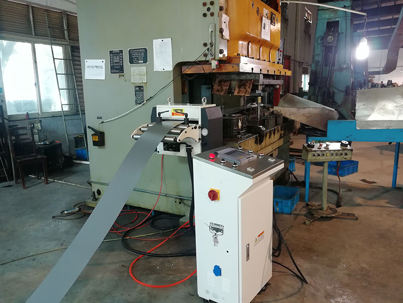 伺服送料機(jī)選購(gòu) 伺服送料機(jī)選購(gòu)