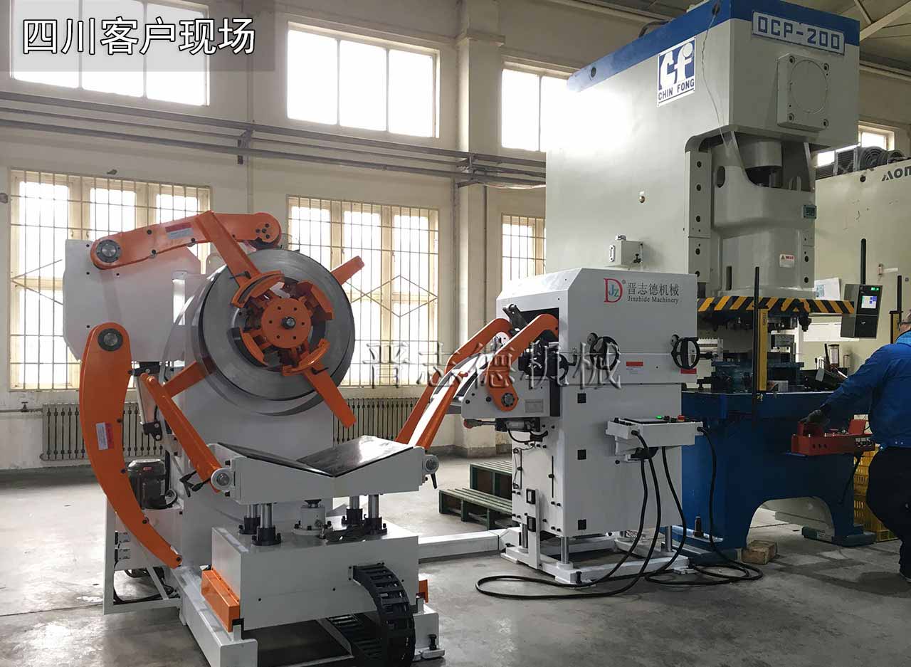 四川送料機(jī),四川送料機(jī)廠 四川送料機(jī),四川送料機(jī)廠