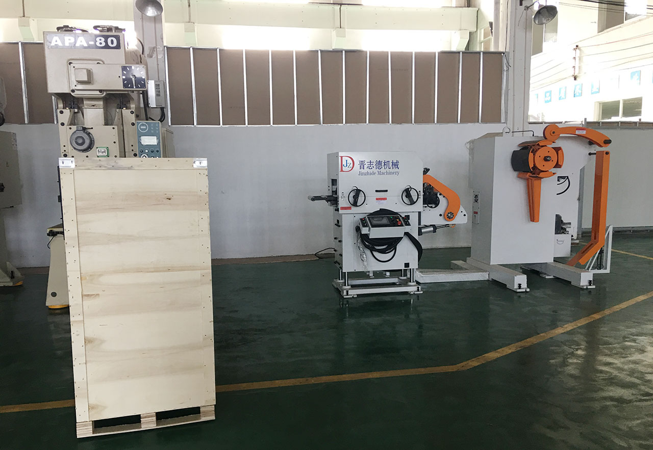 自動送料矯正機廠,自動送料矯正機廠家 自動送料矯正機廠,自動送料矯正機廠家