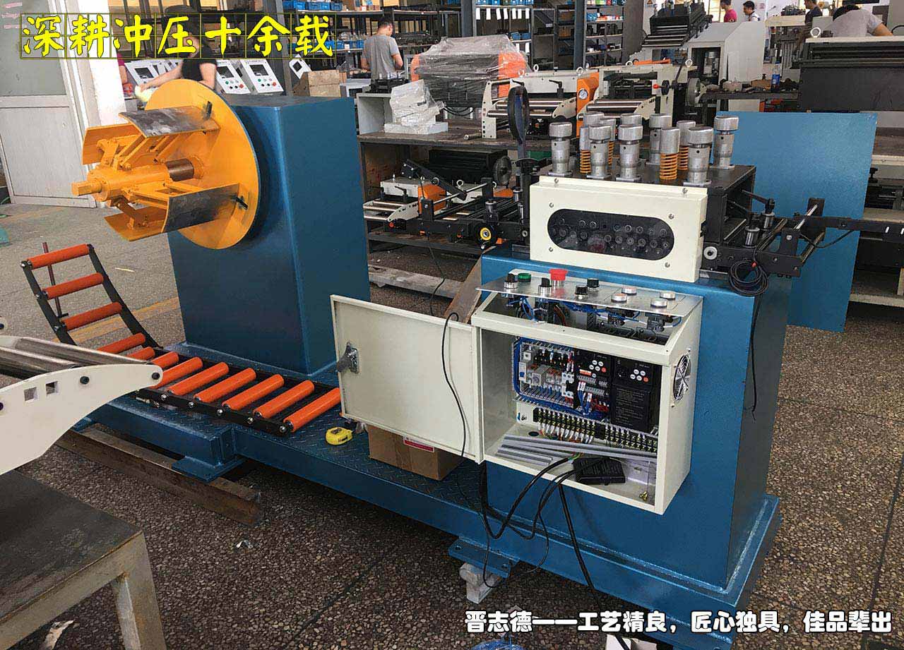 沖床送料機設(shè)備佳品輩出 沖床送料機設(shè)備佳品輩出