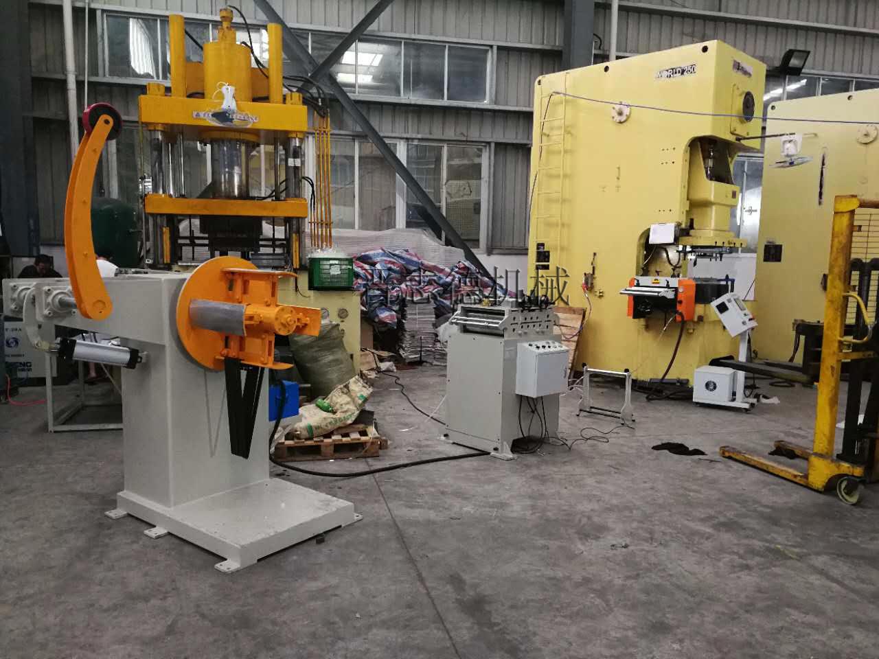 重型材料架維修,NC伺服送料機(jī)維修 重型材料架維修,NC伺服送料機(jī)維修