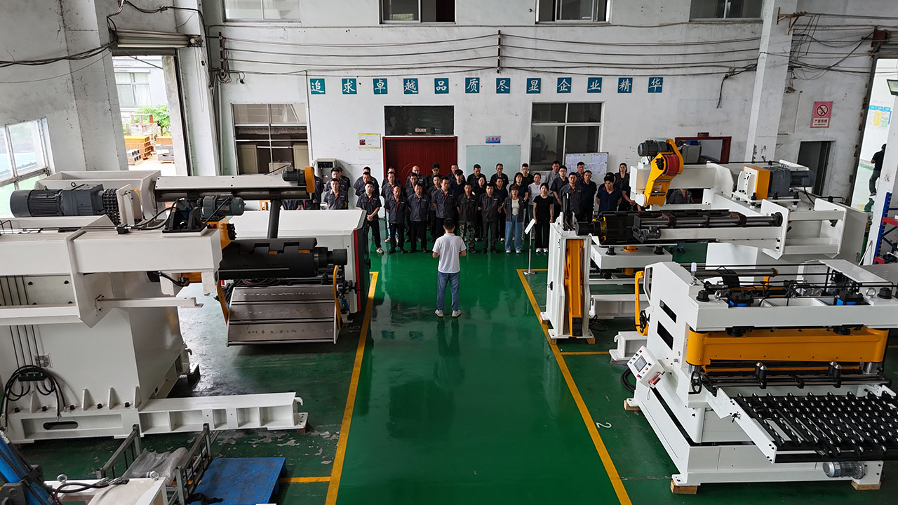 送料機廠生產(chǎn)大會 送料機廠生產(chǎn)大會