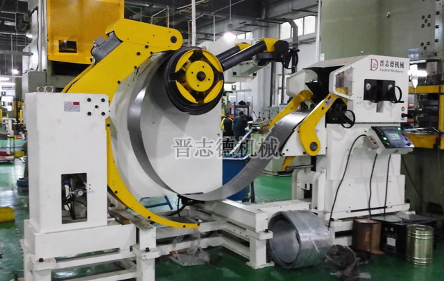 三合一送料機(jī)使用 三合一送料機(jī)使用